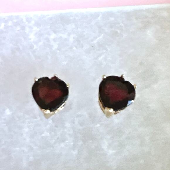 10k Solid Gold 2.30 Carat Garnet Heart Shaped Earrings - Picture 7 of 9